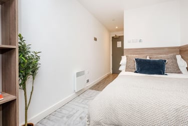 1 bed flat, Howard Gardens, Adamstown, Cardiff, CF240FA - Image 2